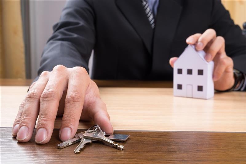 Real Estate Agents in UAE: 2026 Off Plan Investment Guide